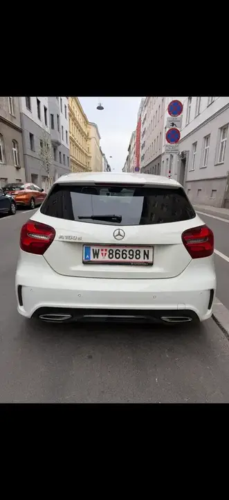 Mercedes-Benz A-Class 2016 photo 2