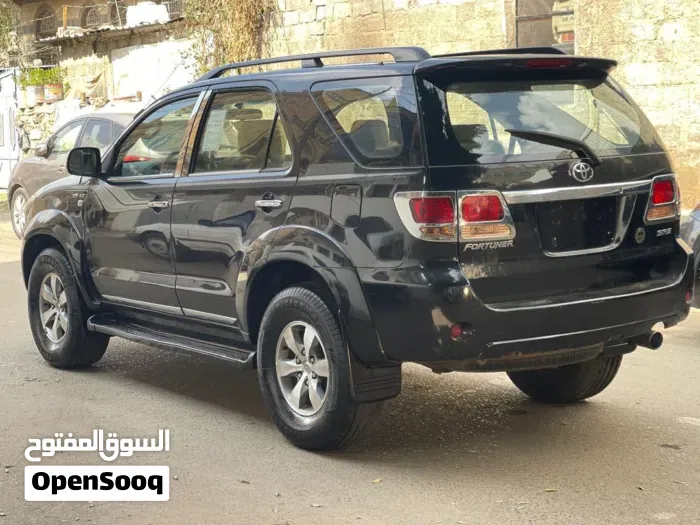 Toyota Fortuner 2007 photo 4