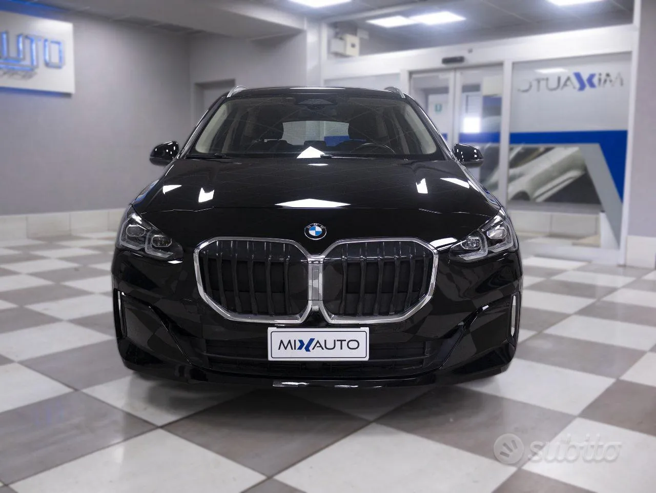BMW 218 D Active Tourer 2023 photo 2