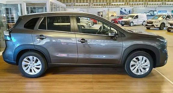 Suzuki S-Cross 2026 photo 5