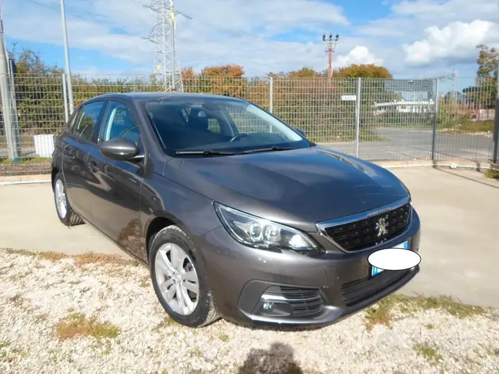 Peugeot 308 2019 photo 2