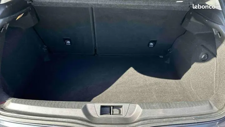 Renault Megane 2019 photo 5