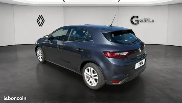 Renault Megane 2019 photo 3