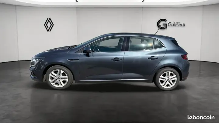 Renault Megane 2019 photo 2