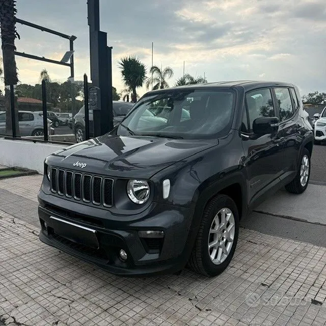 Jeep Renegade 2023 photo 2