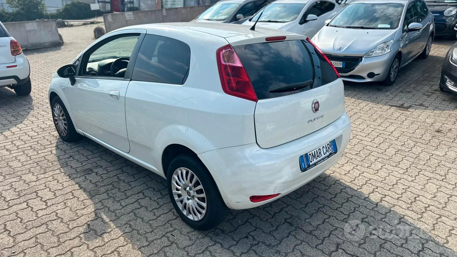 Fiat Punto 2015 photo 4