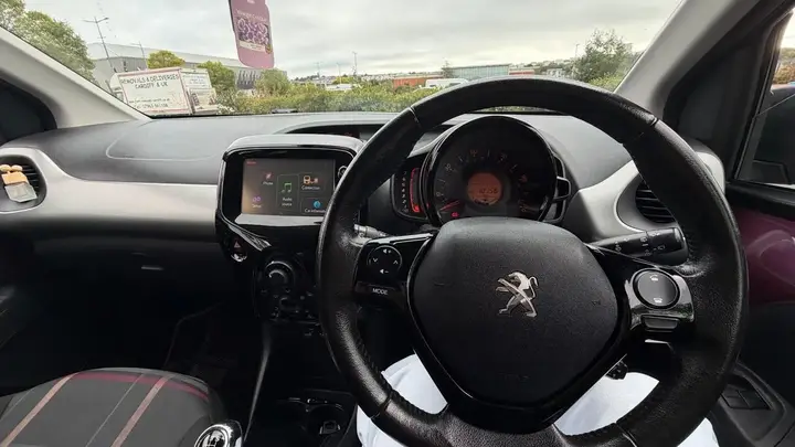 Peugeot 108 2015 photo 4