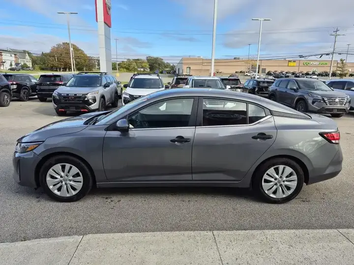 Nissan Sentra 2024 photo 3