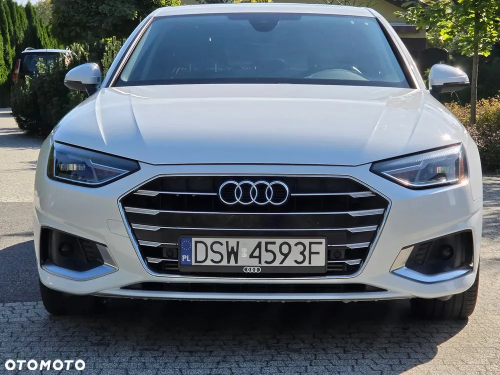 Audi A4 Limousine