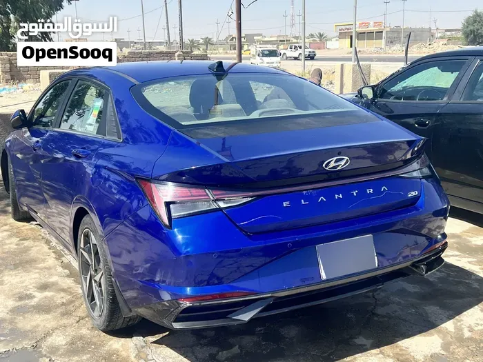 Hyundai Elantra 2023 photo 2