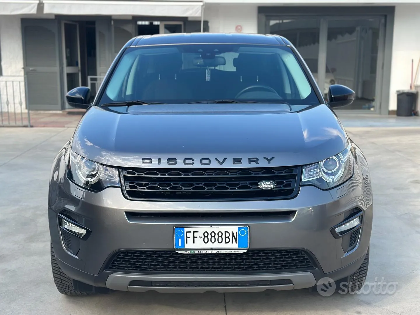 Land Rover Discovery Sport 2016 photo 3