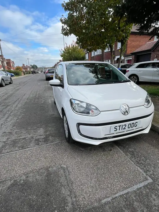 Volkswagen Up 2012 photo 2