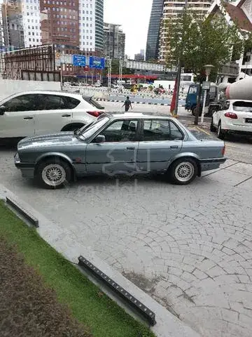 BMW 320I