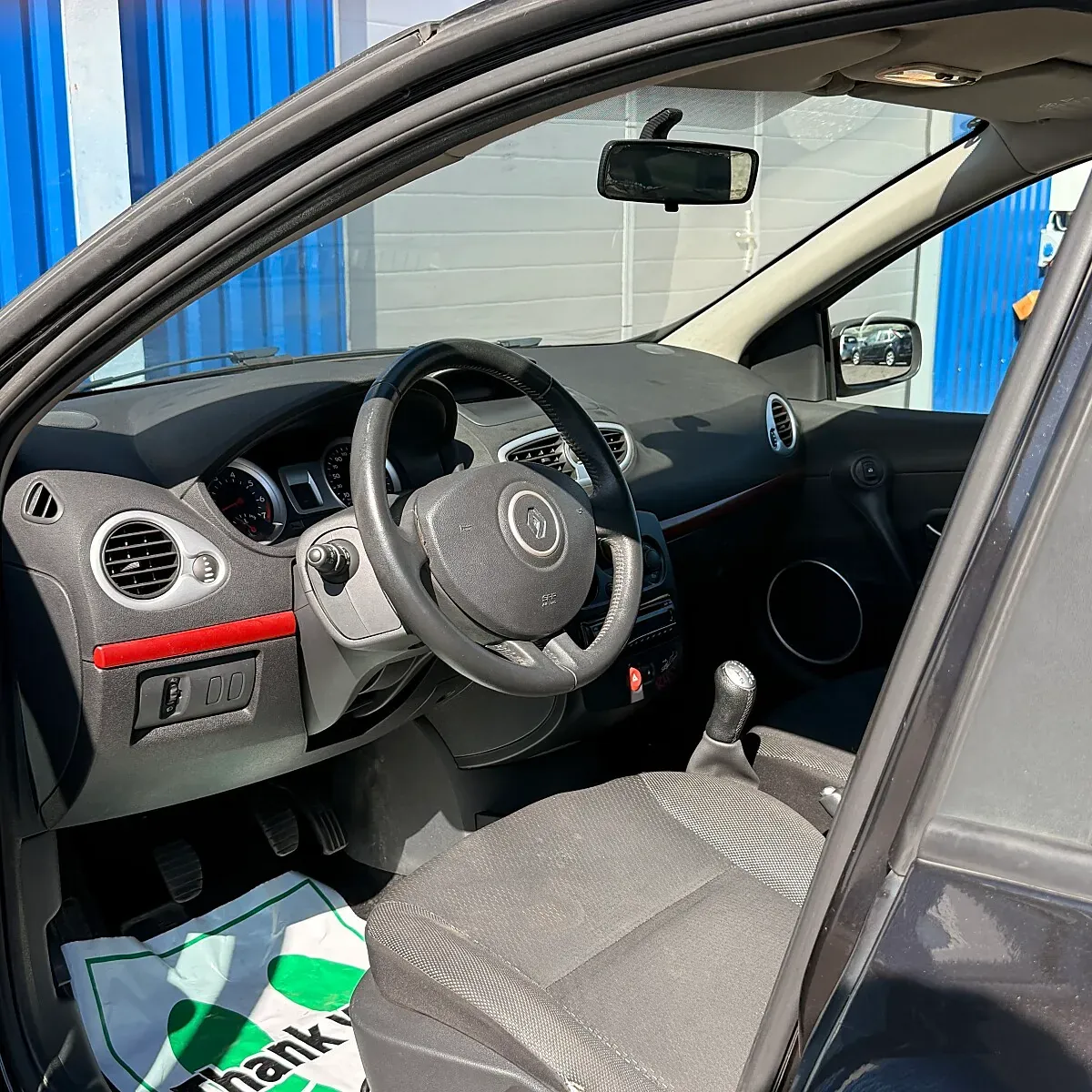 Renault Clio 2007 photo 3