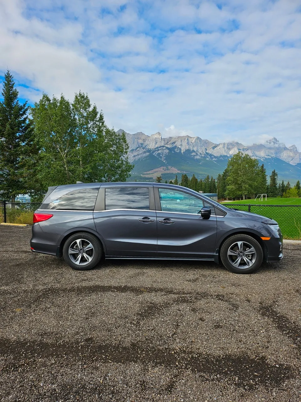 Honda Odyssey 2018 photo 2