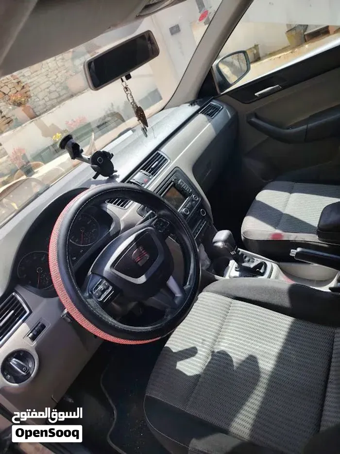 Seat Toledo 2013 photo 4