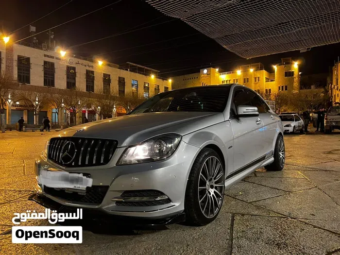 Mercedes-Benz C-Class 2012 photo 2