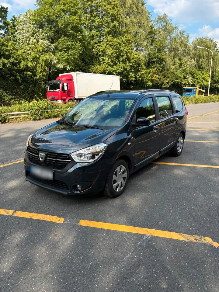 Dacia Lodgy