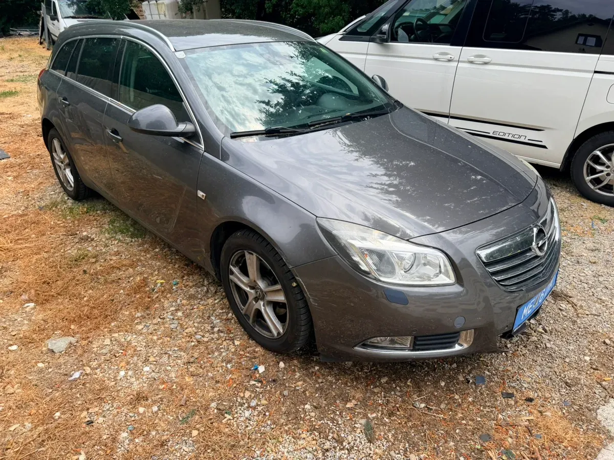 Opel Insignia 2012 photo 2