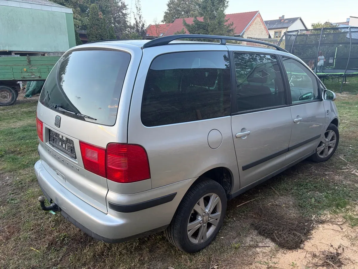Seat Alhambra