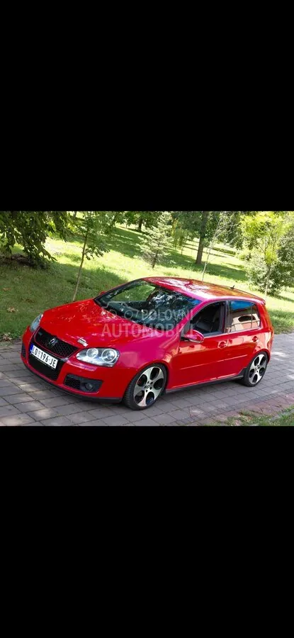 Volkswagen Golf 2005 photo 2