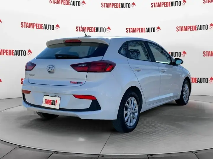 Hyundai Accent 2019 photo 5