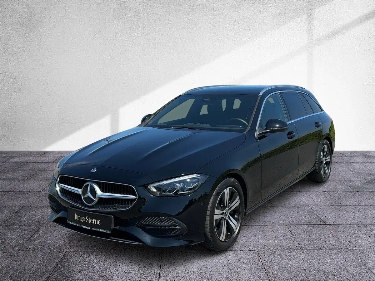 Mercedes-Benz C-Class 2025 photo 2