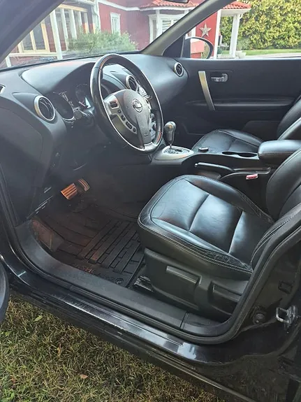 Nissan Qashqai 2013 photo 2