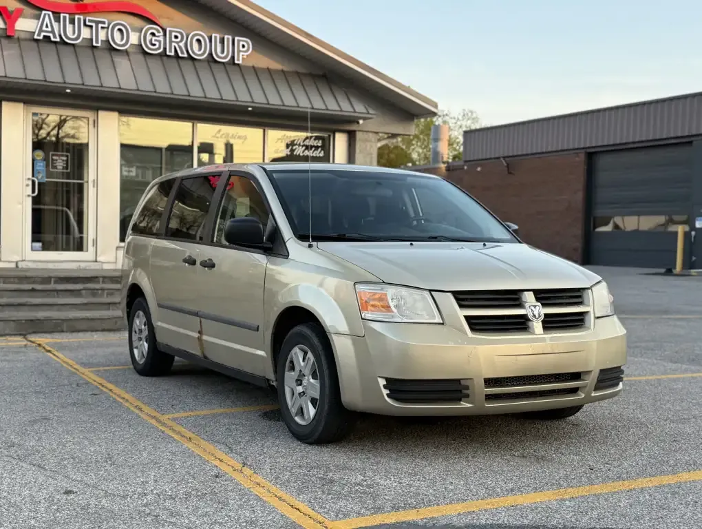 Dodge Grand Caravan 2010 photo 3
