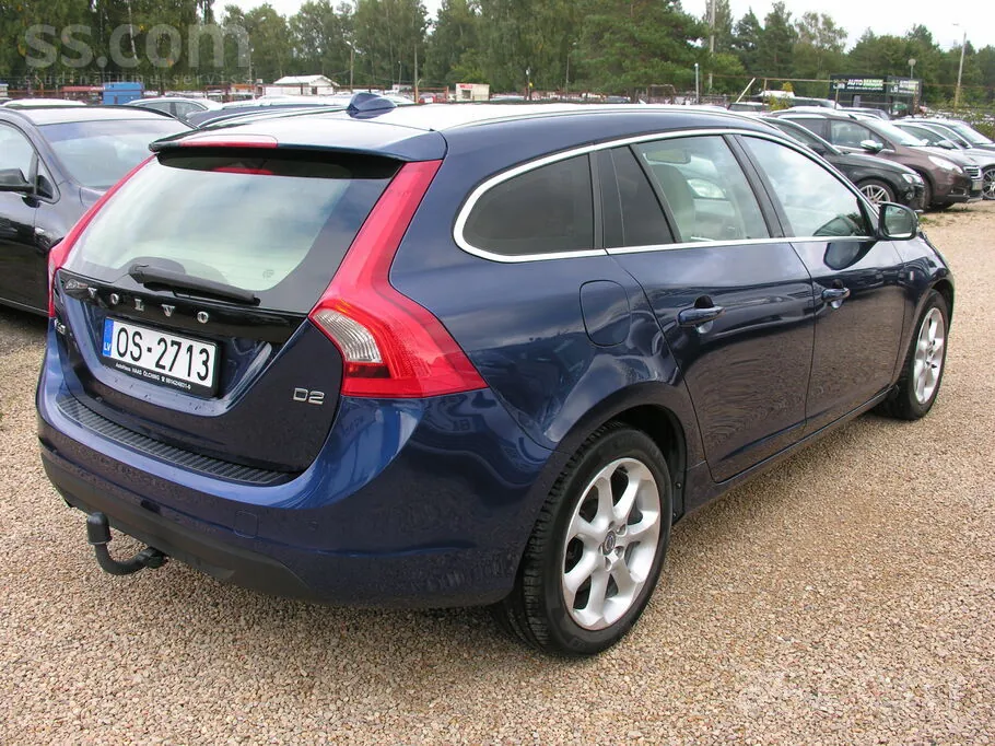 Volvo V60 2012 photo 3