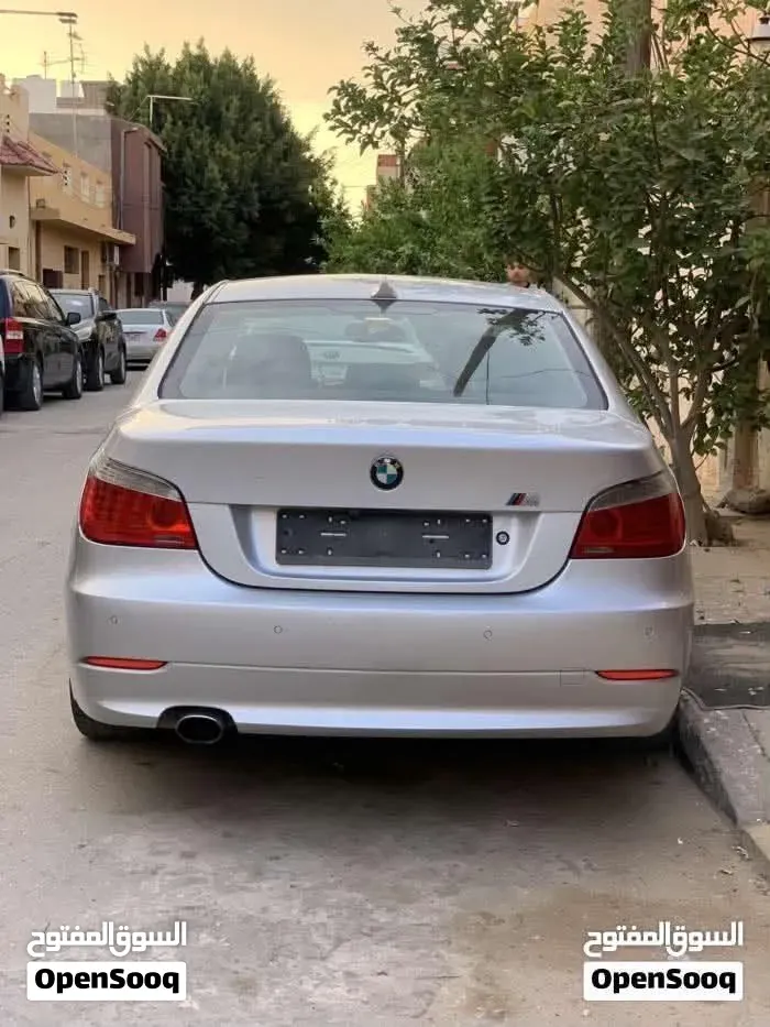 BMW 5 Series 2009 photo 4