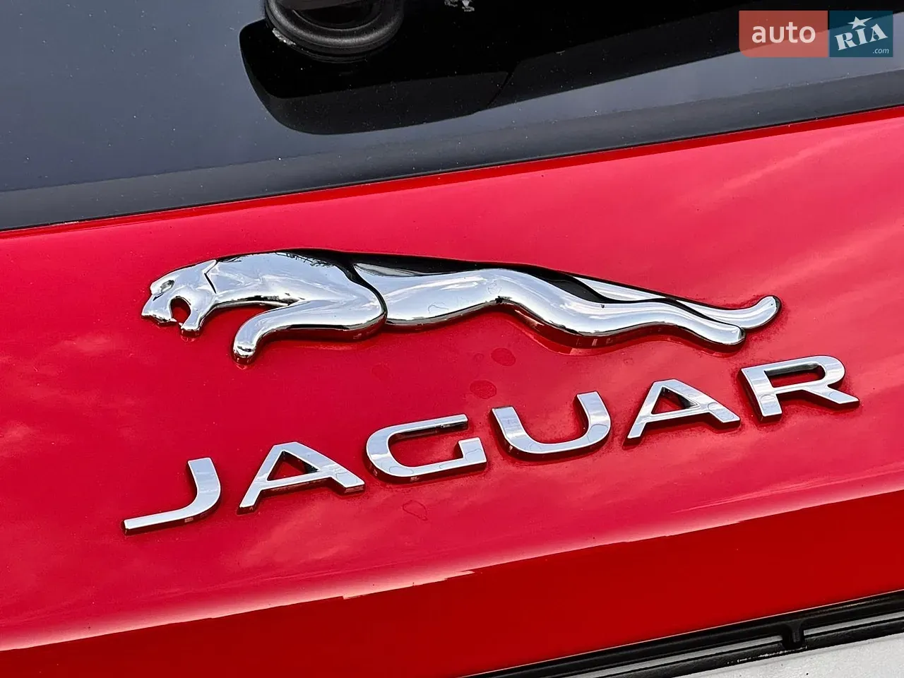 Jaguar E-Pace 2020 photo 3