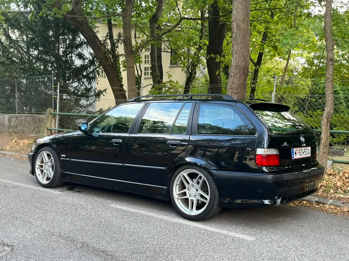 BMW 3 Series 1998 photo 2
