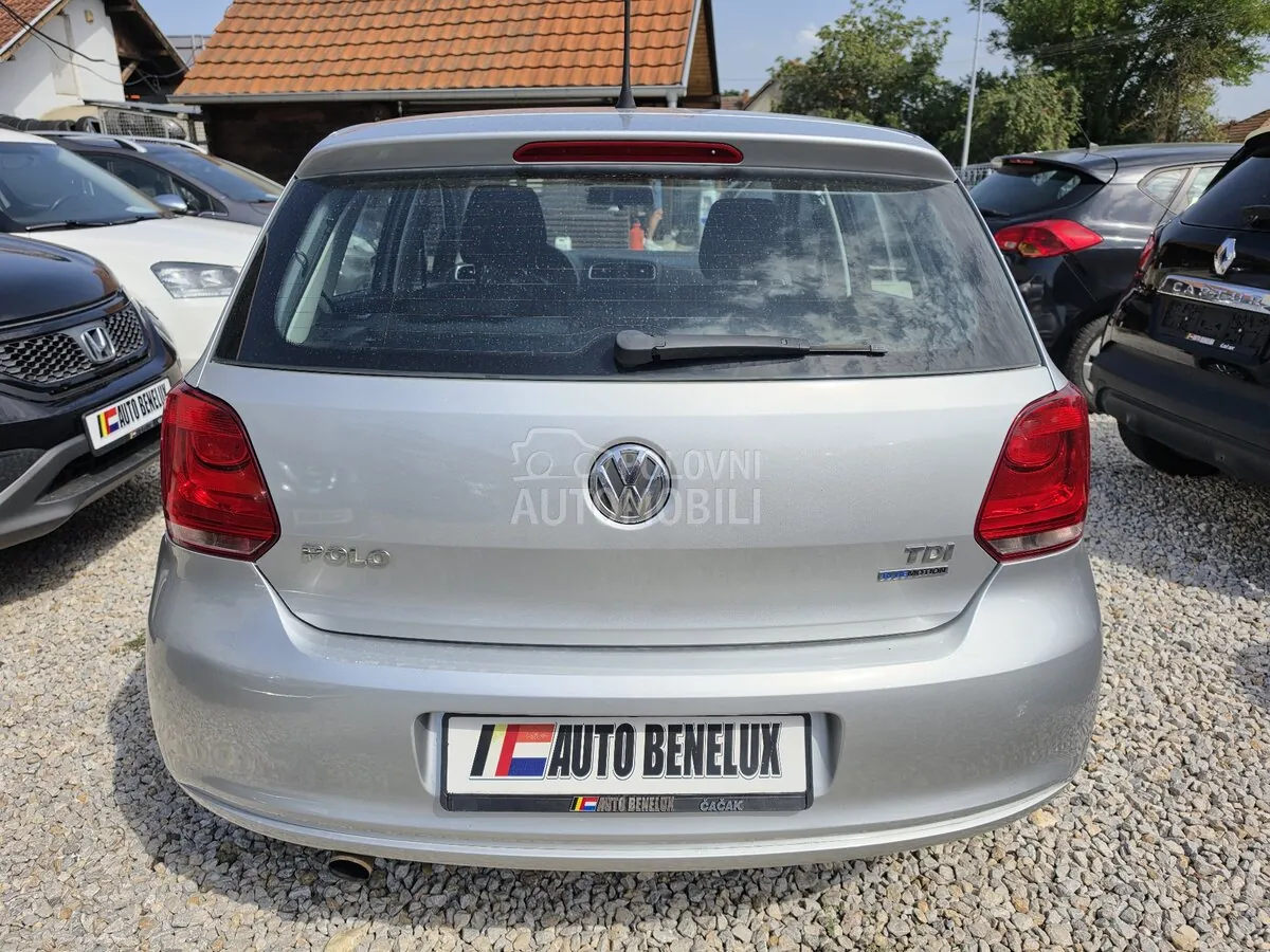 Volkswagen Polo 2010 photo 5