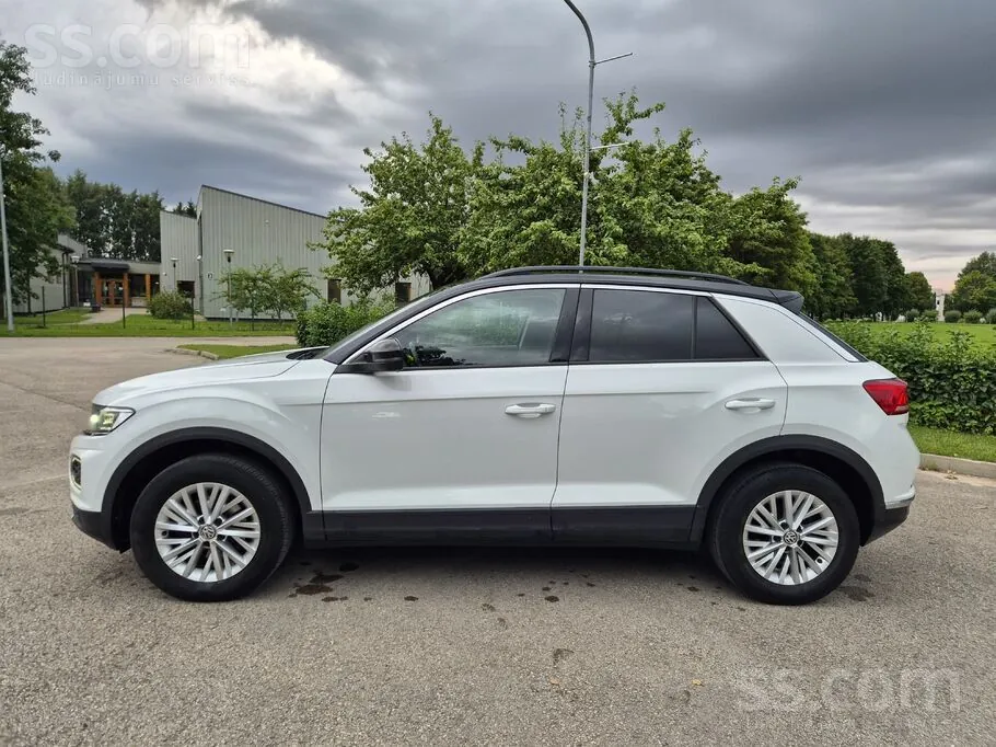 Volkswagen T-Roc 2019 photo 2