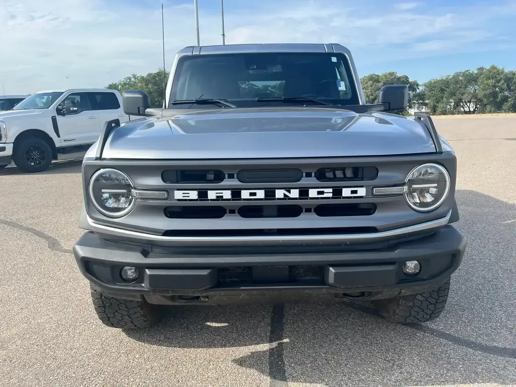 Ford Bronco 2023 photo 3