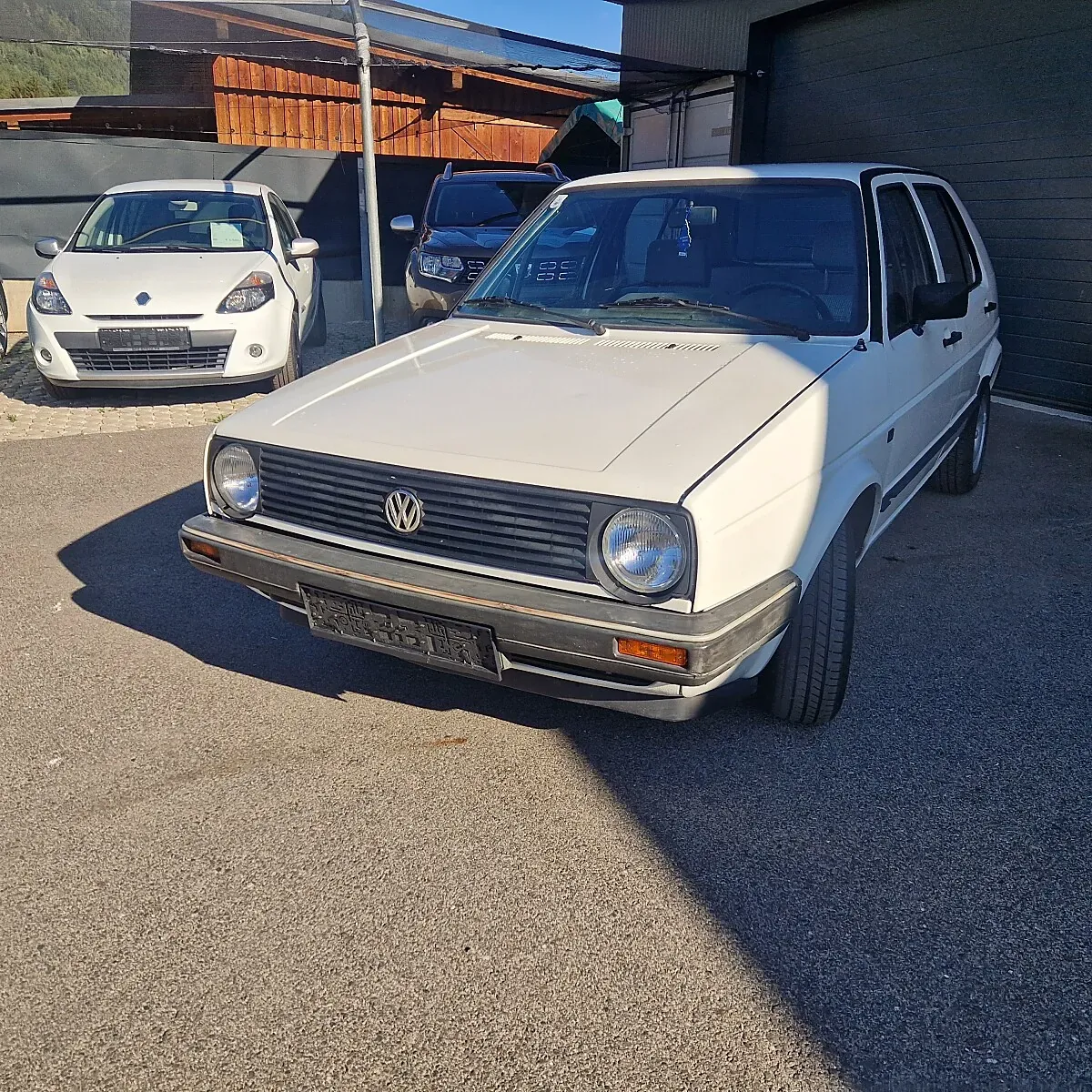 Volkswagen Golf 1985 photo 2