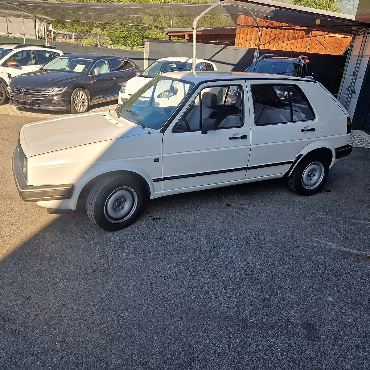 Volkswagen Golf 1985 photo 3