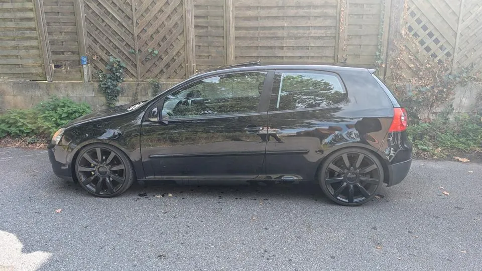 Volkswagen Golf V