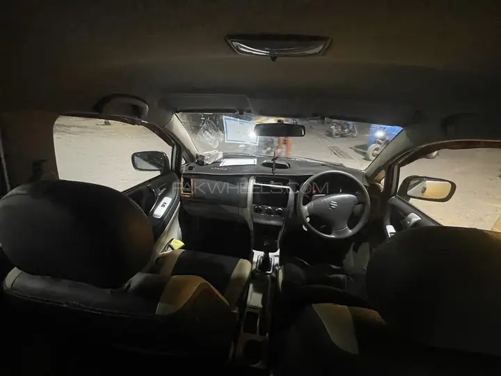 Suzuki Liana