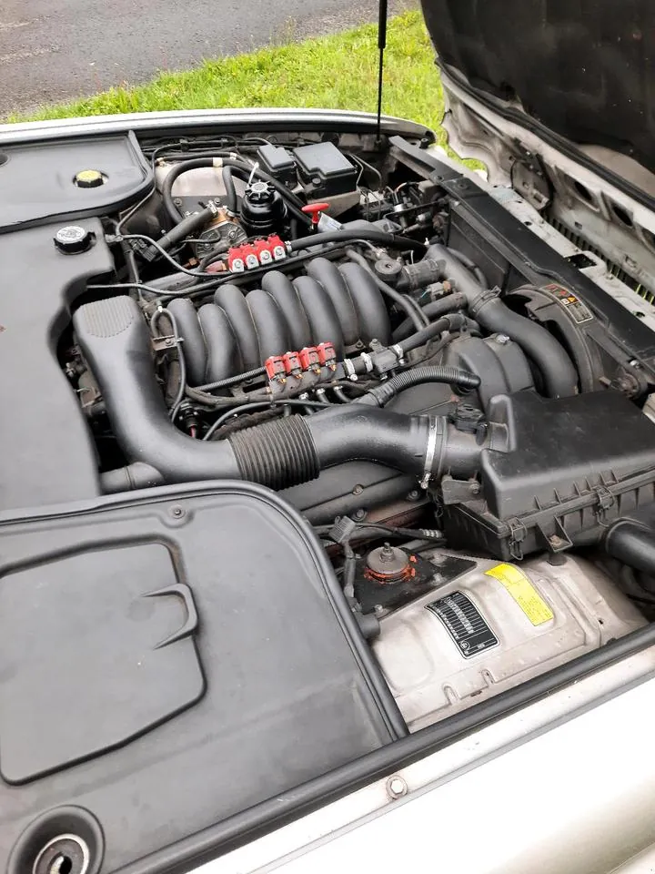 Jaguar Xj8