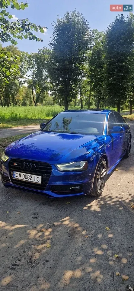 Audi S4