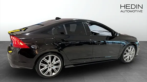 Volvo S60 2018 photo 2