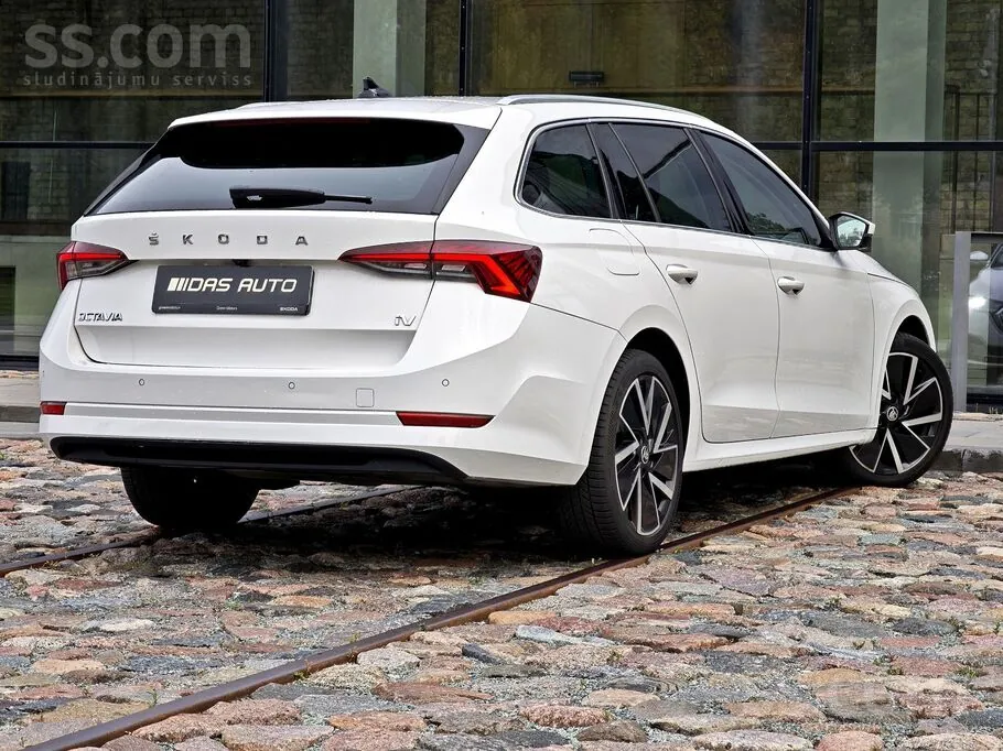 Skoda Octavia 2021 photo 3