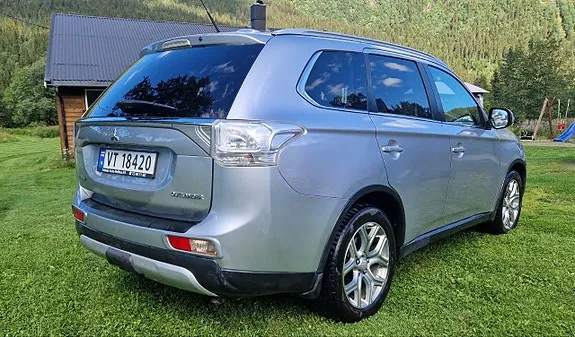 Mitsubishi Outlander 2014 photo 3
