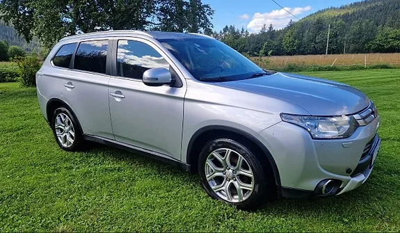 Mitsubishi Outlander 2014 photo 5