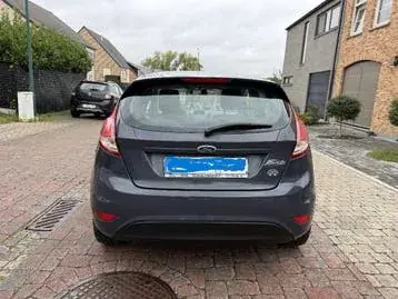 Ford Fiësta 2013 photo 3