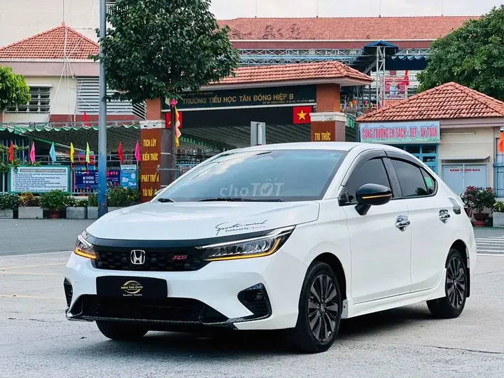 Honda City 2025 photo 2