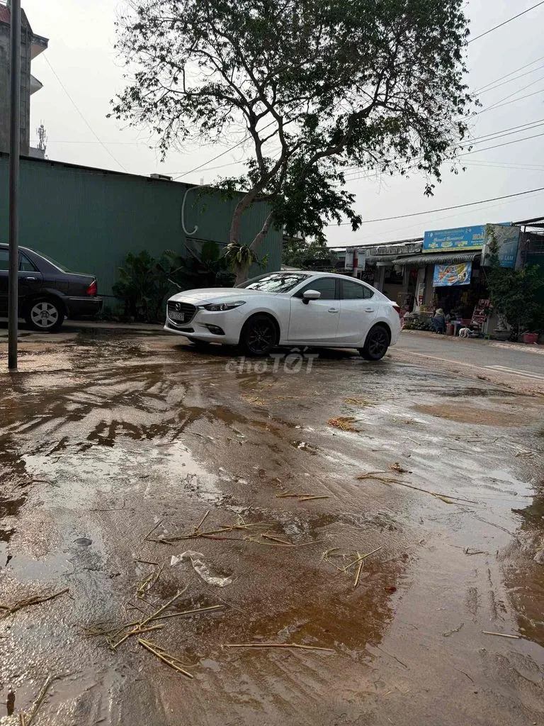 Mazda 3 2018 photo 5