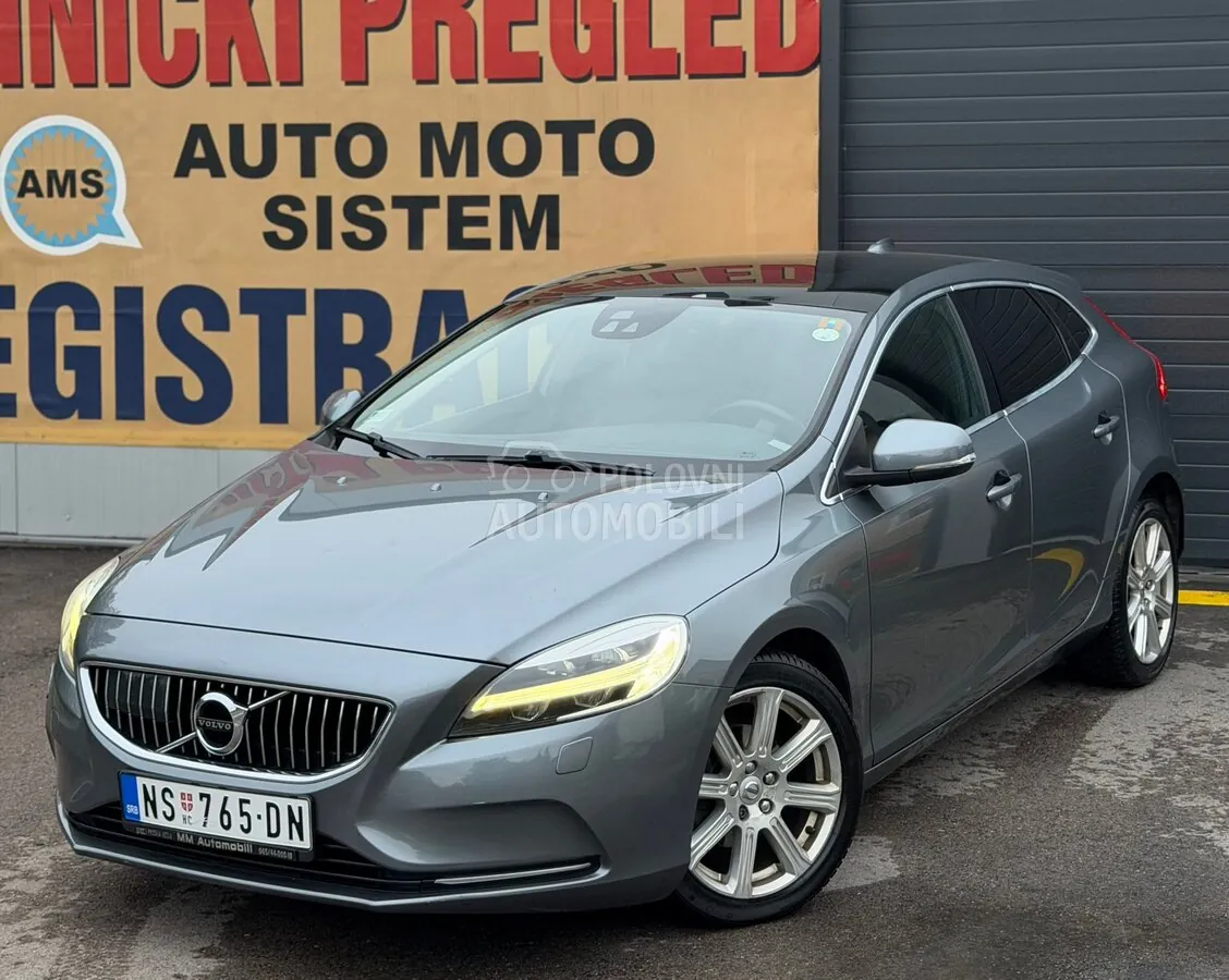 Volvo V40